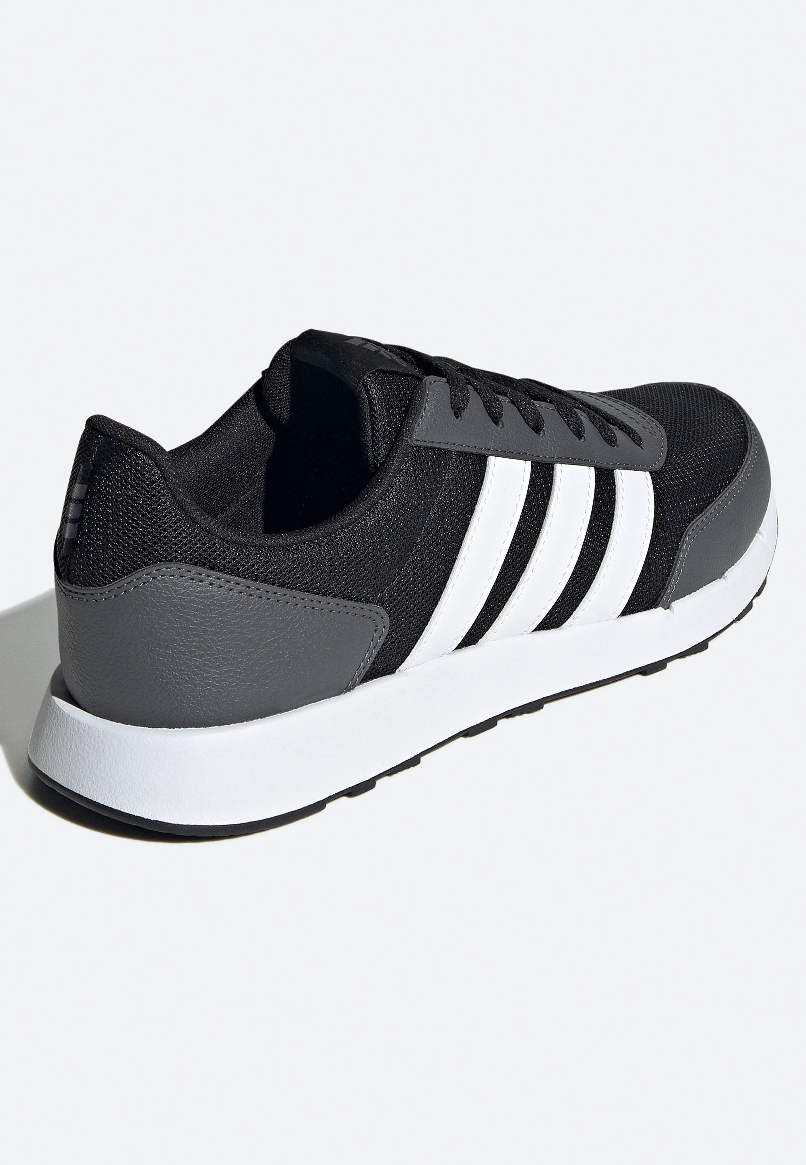 Adidas - Run50S Cblack/Ftwwht/Gresix - Shoes