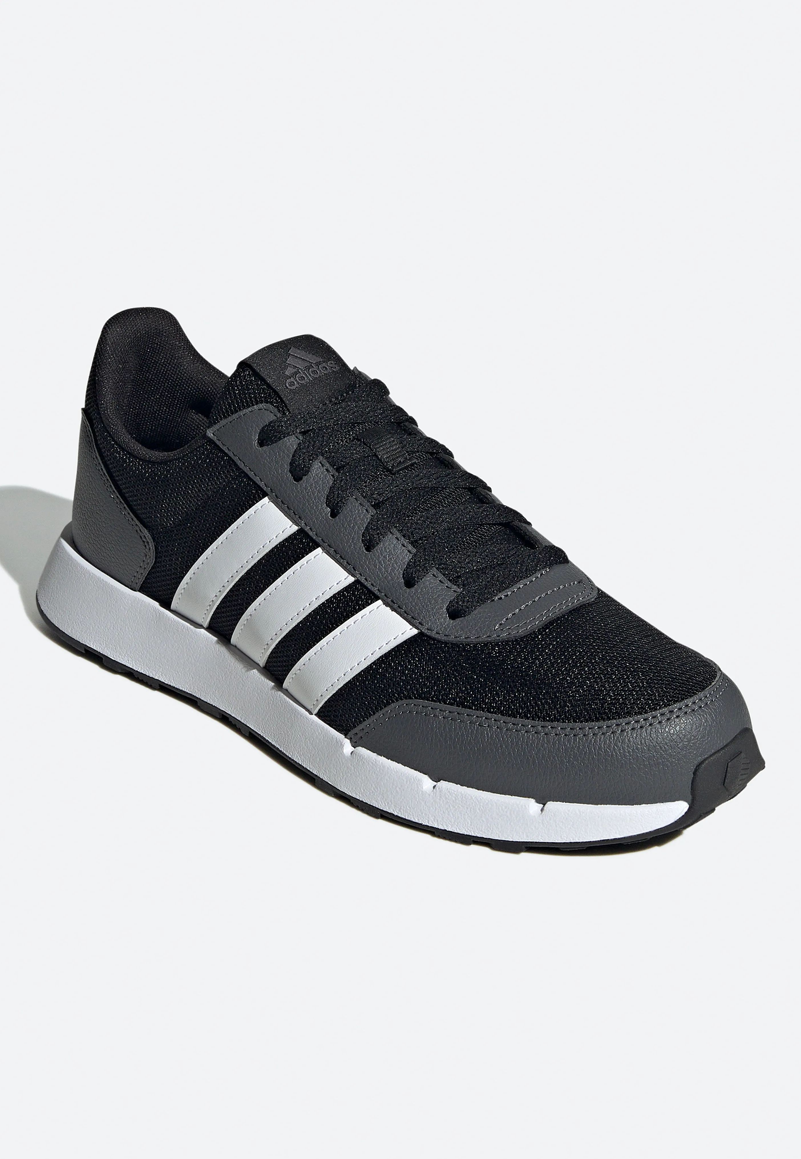 Adidas - Run50S Cblack/Ftwwht/Gresix - Shoes