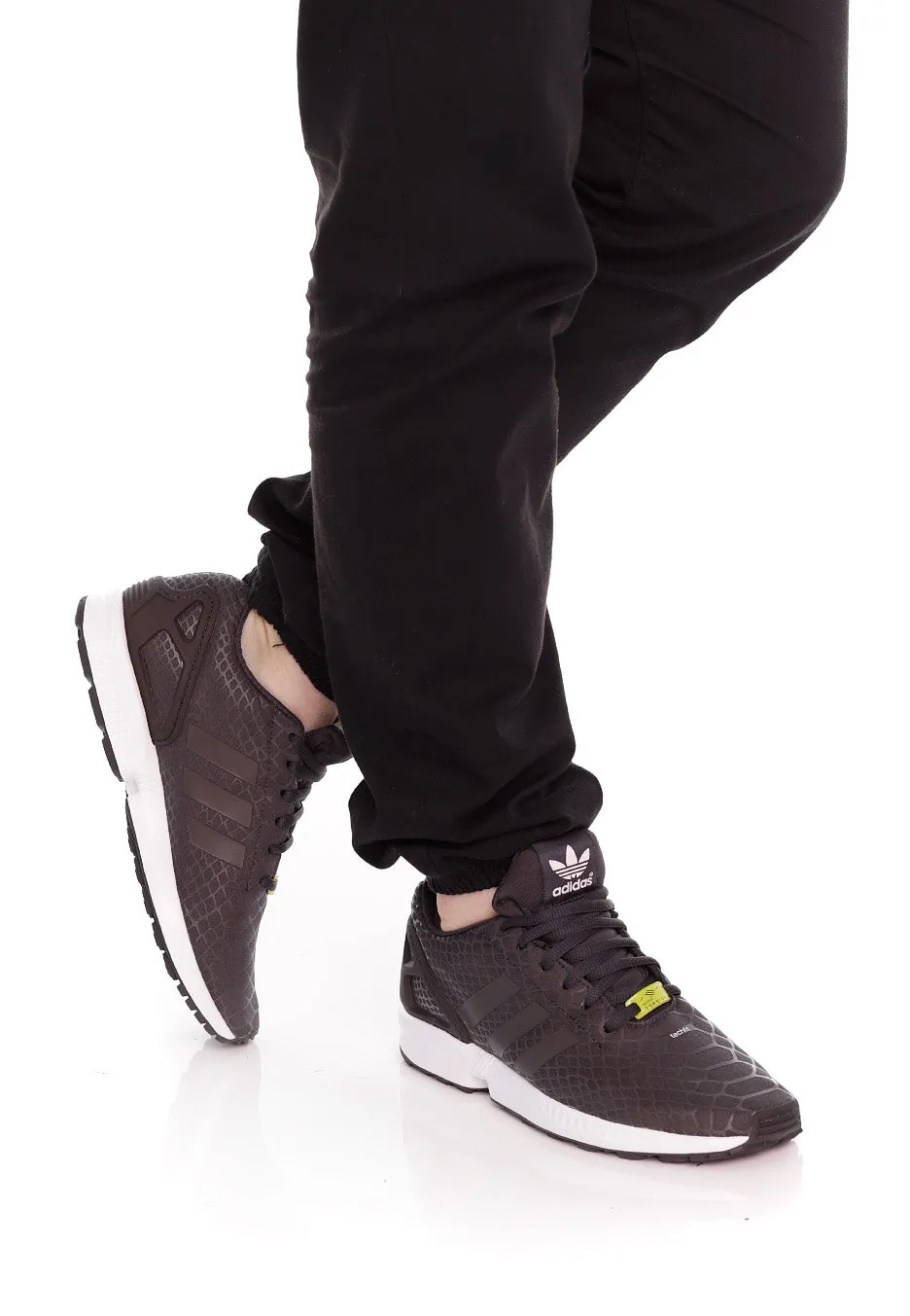 Adidas - ZX Flux Techfit Shadow Black/Shadow Black/Ftwr White - Shoes