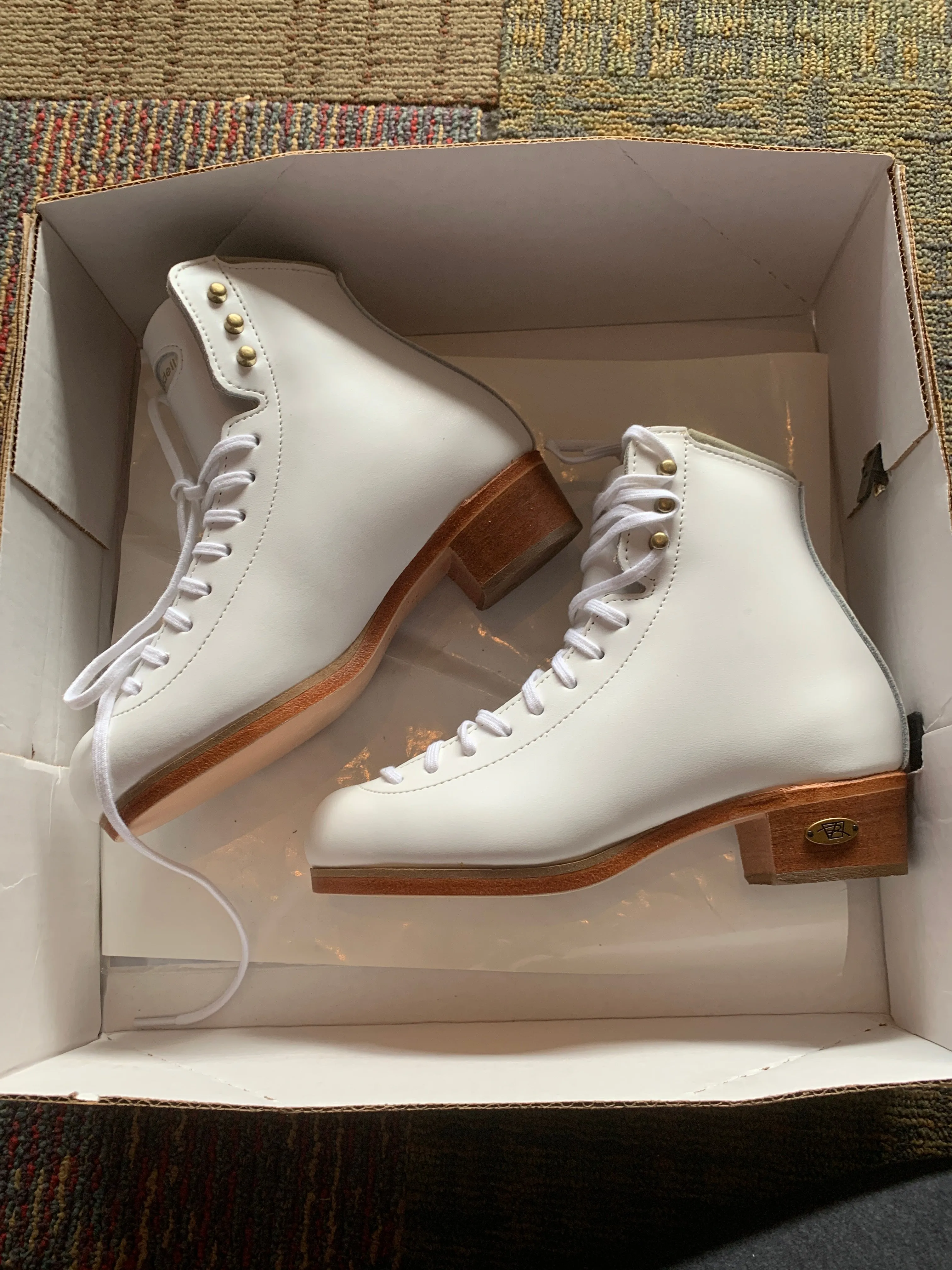 Figure Skate Boots Riedell J32 Bronze Star Size 3, 3.5, 4