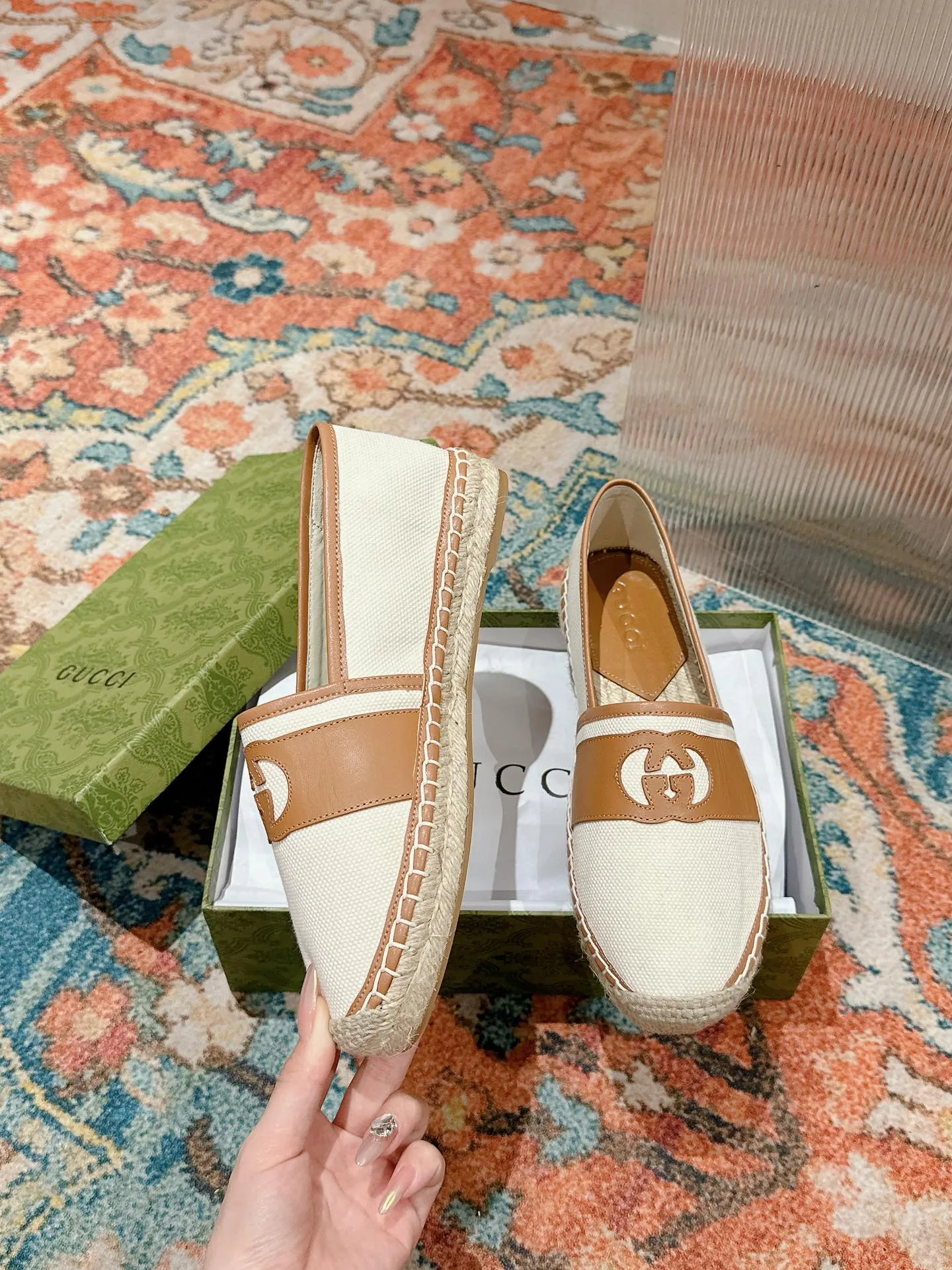 GG ESPADRILLES SLIP - ON WHITE CANVAS