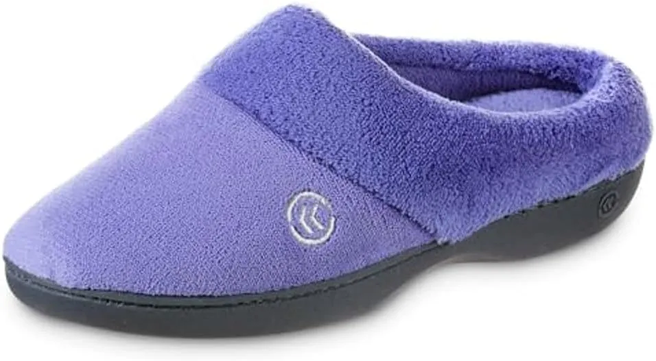 Isotoner womens Classic slippers