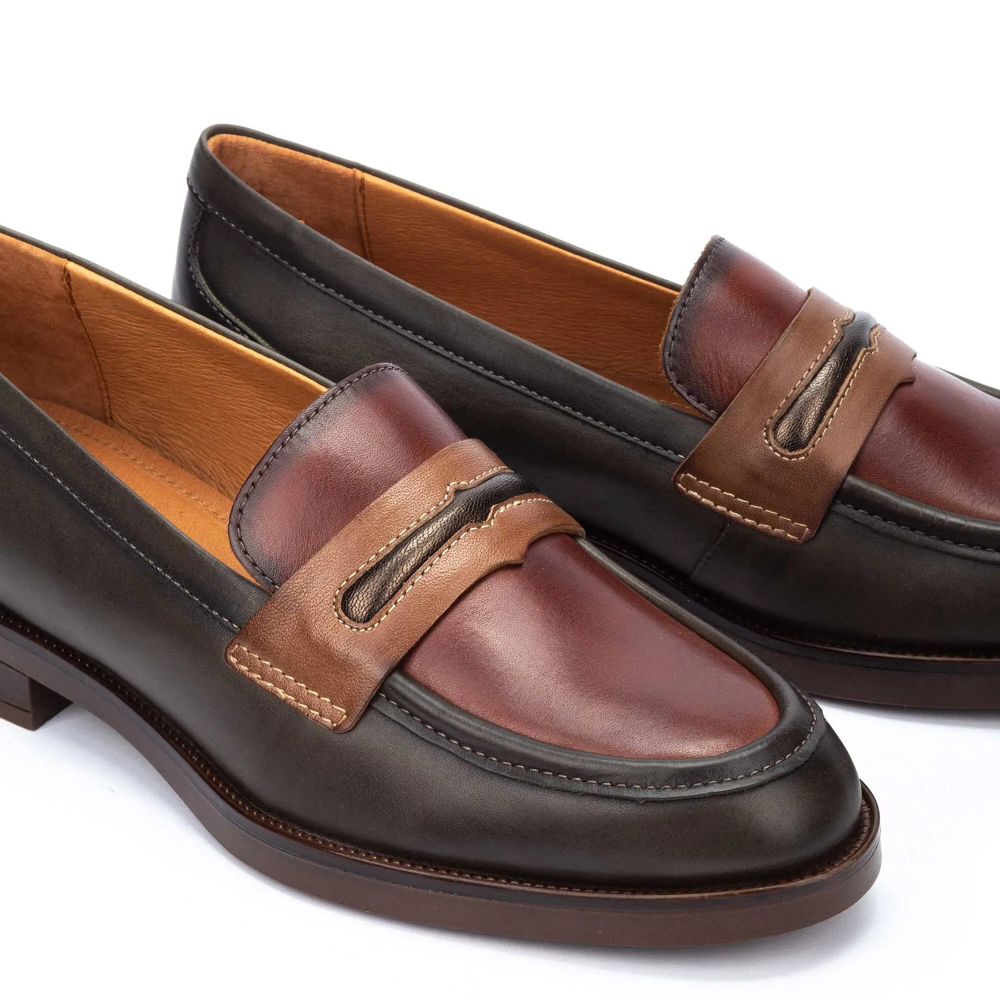 Pikolinos Puertollano Classic Loafers Women's