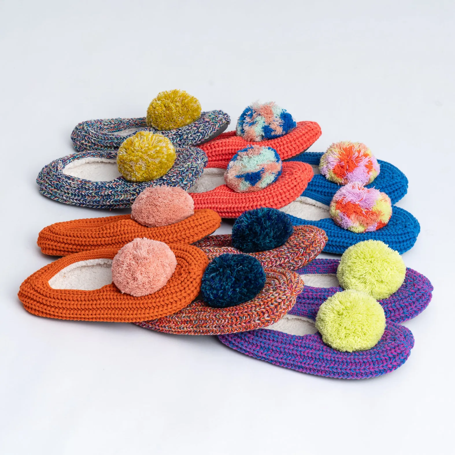 Pom Knit Slippers