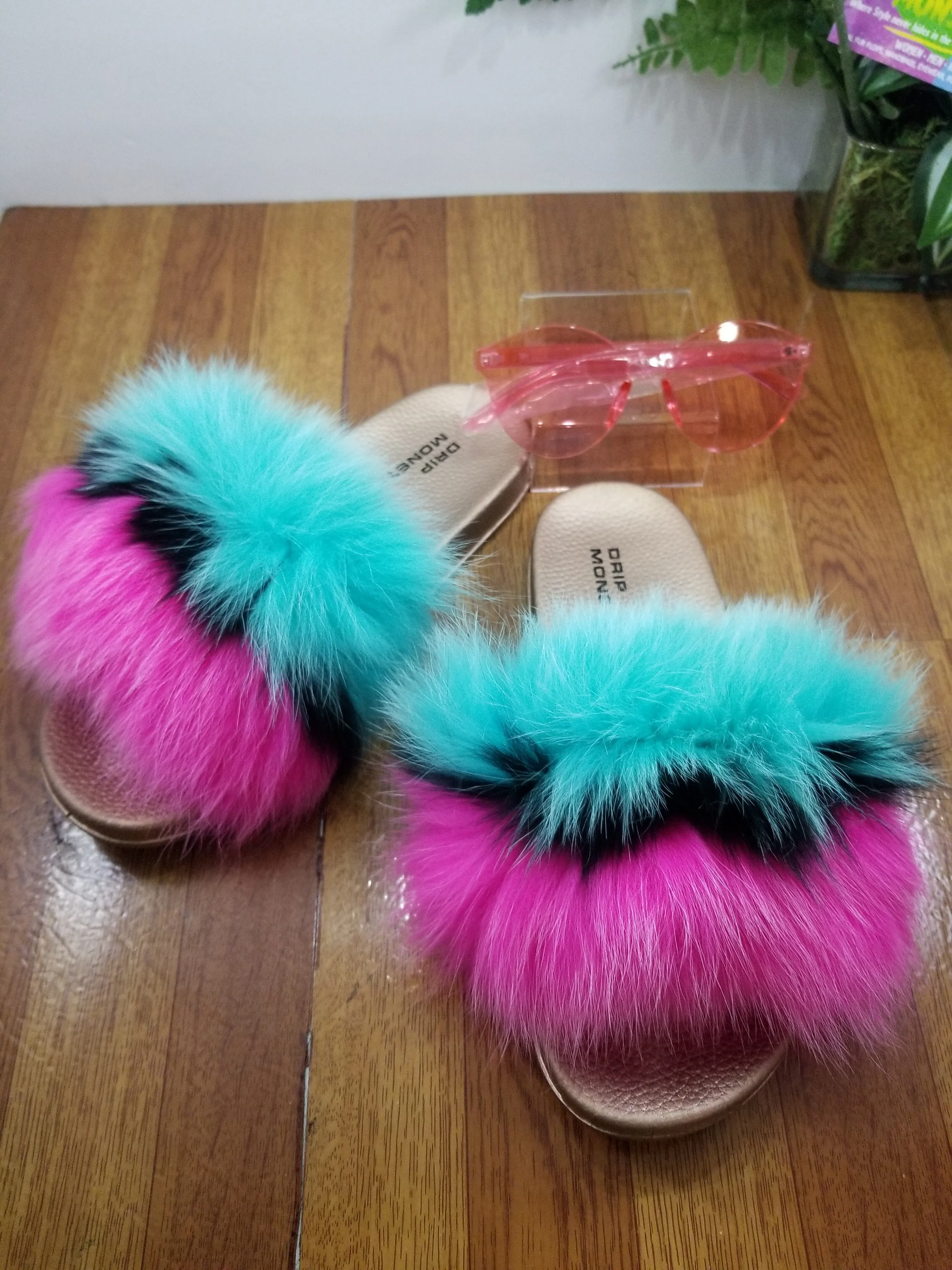 So “Miami Heat” Women's Fluffy Fur Flops