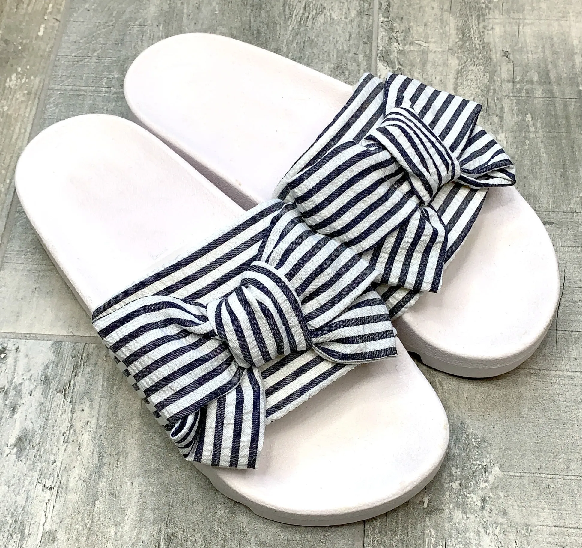 Summer Daze: Slip-On Sandals